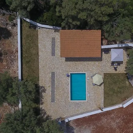 Nyaraló Lefkolia Retreat