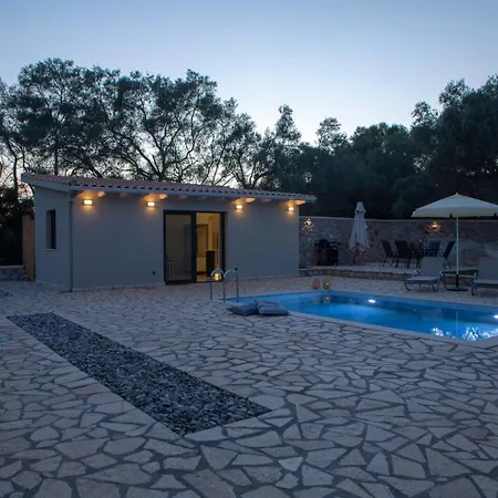 Nyaraló Lefkolia Retreat *